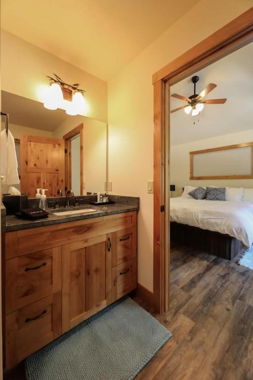 Townhome Next To Clubhouse In Exclusive Eagle Bend - The Glacier Bigfork Exteriör bild